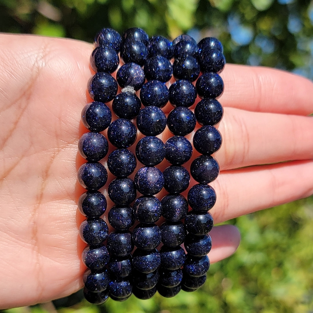 (MANMADE) NEW 8MM BLUE SANDSTONE STRETCH BRACELETS